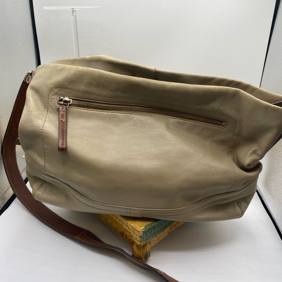 610Coach tan smooth leather #11516 (2017) PO - Picture 2 of 6